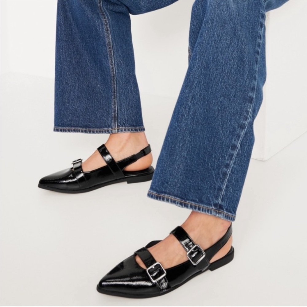 Free shipping! Old Navy Slingback Double Buckle Mary Jane Flats - 6